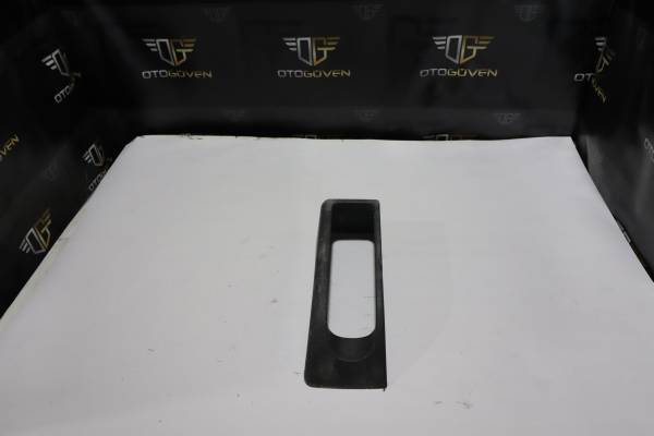 FORD RANGER 2.2 TDCİ ÇIKMA PARÇA  2015-2018 EL FREN PLASTİĞİ